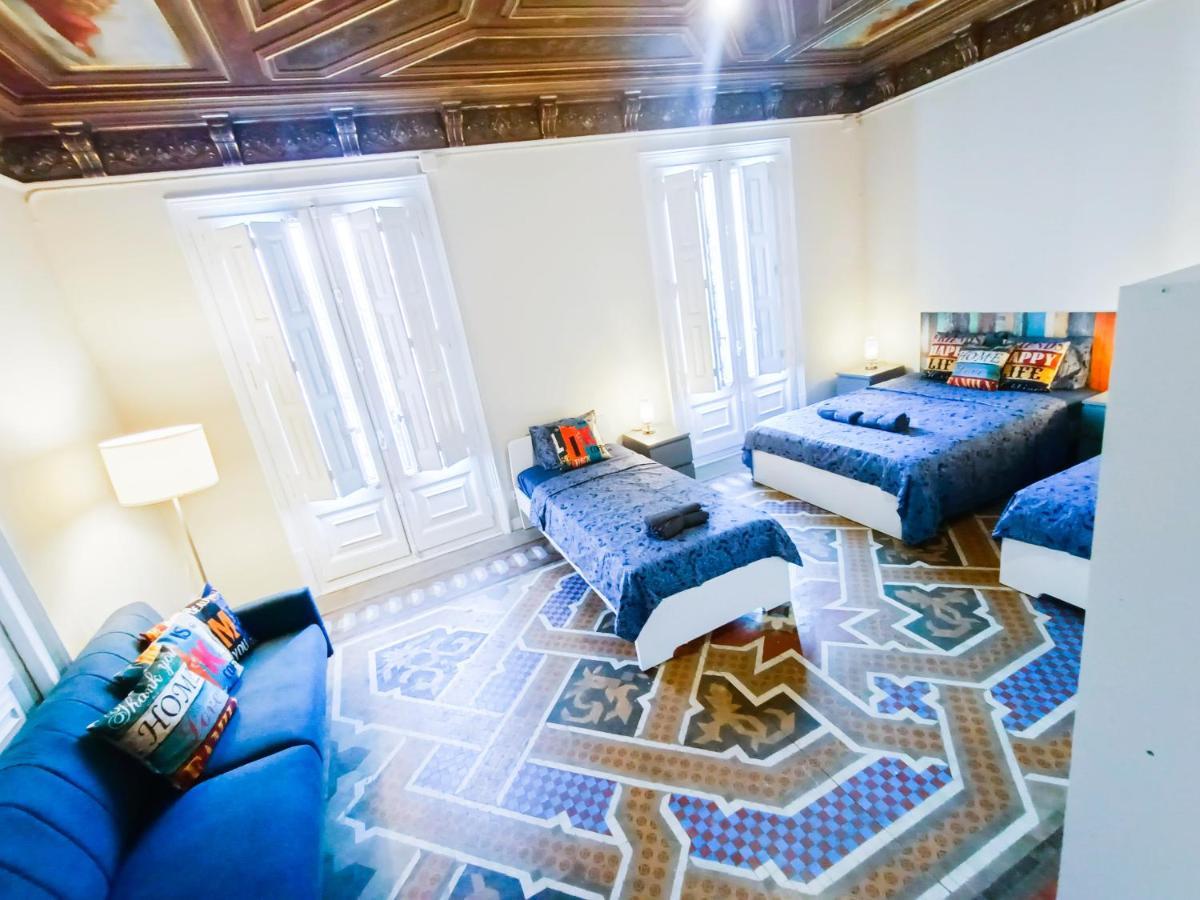 By Plaza Catalunya Rooms 바르셀로나 외부 사진