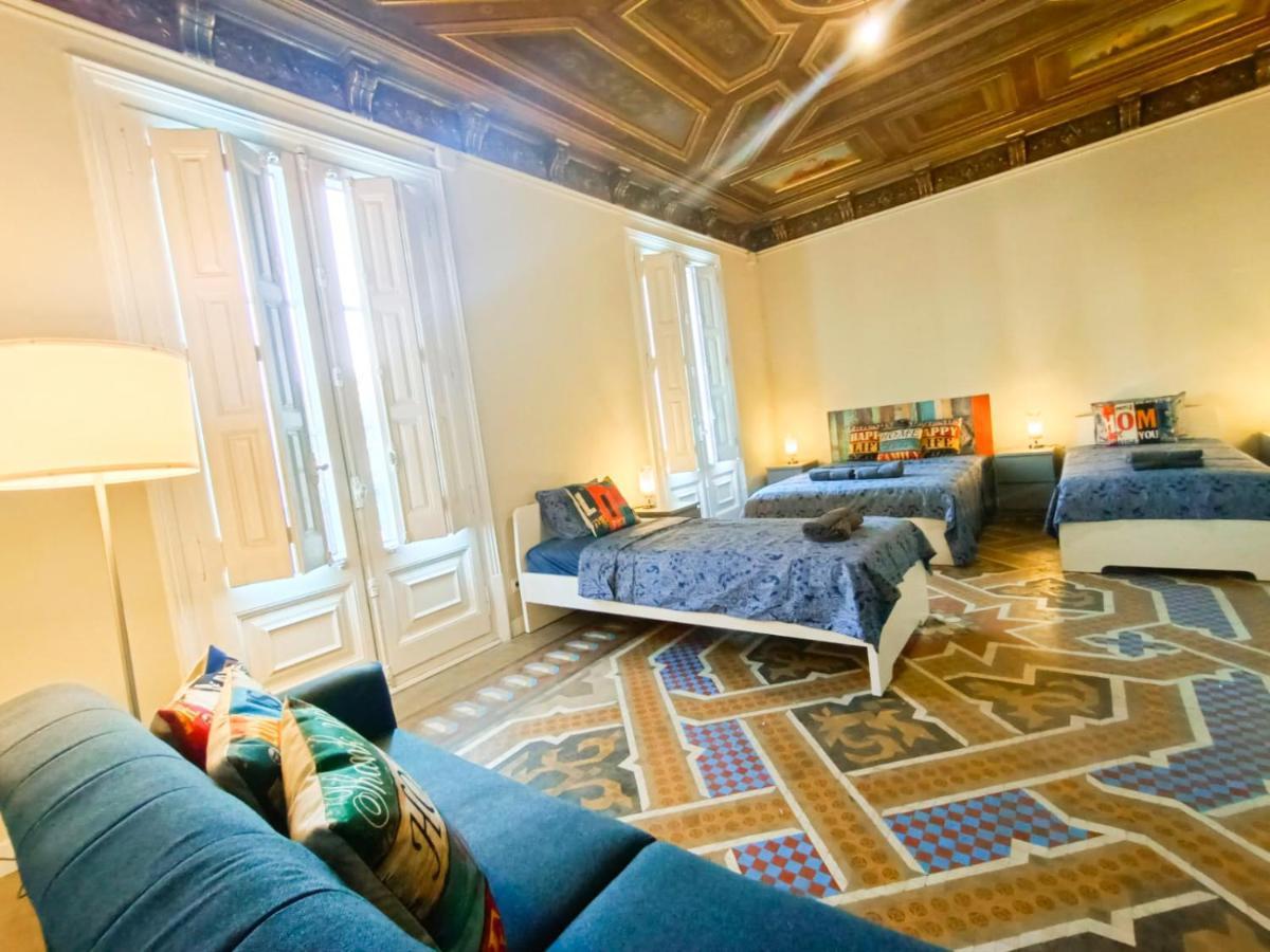 By Plaza Catalunya Rooms 바르셀로나 외부 사진