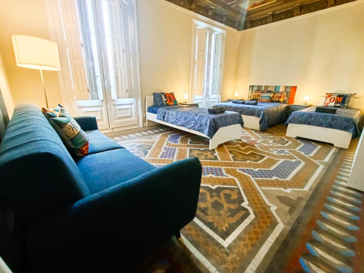 By Plaza Catalunya Rooms 바르셀로나 외부 사진